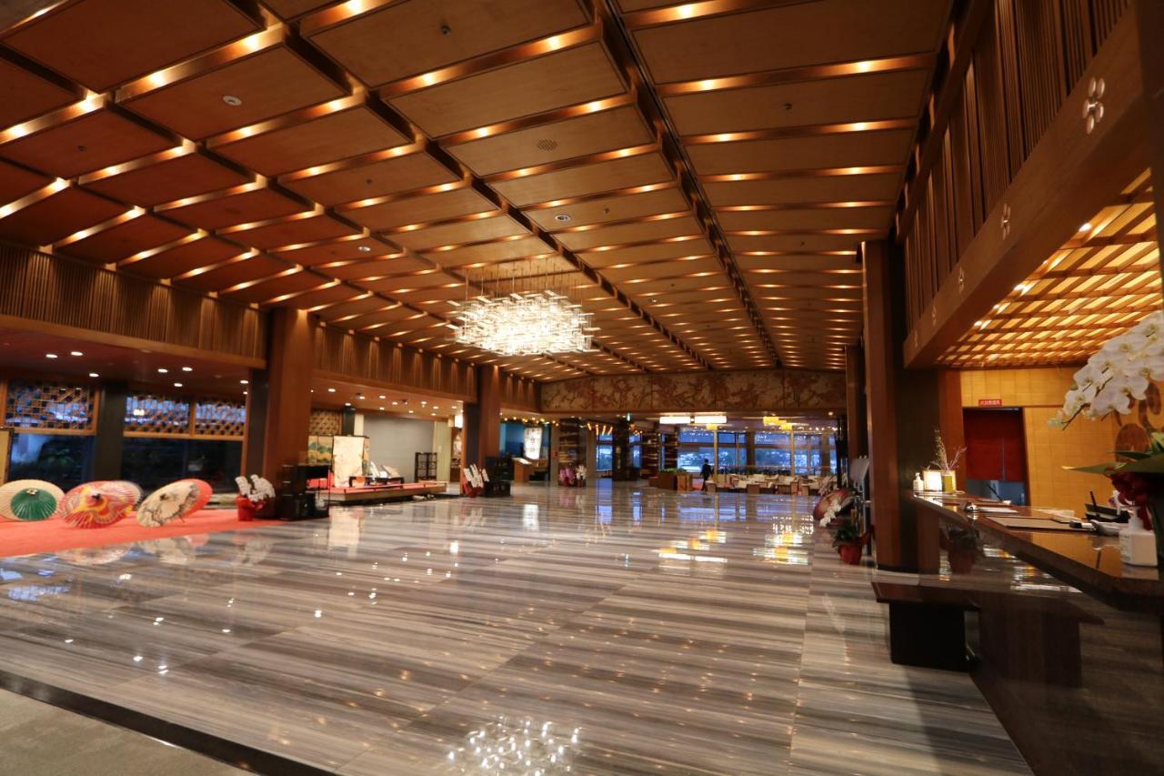 ยามาชิโระ ออนเซน มิยาบิ โนะ ยาโดะ คางะ ฮยากุมังโงกุ Hotel คากะ ภายนอก รูปภาพ